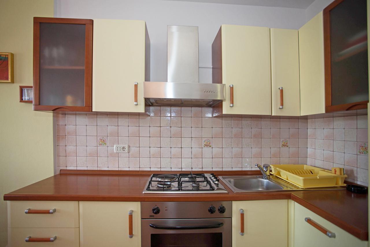 Apartment Pia Ровінь Екстер'єр фото